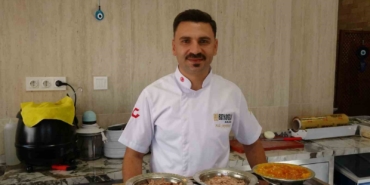 gaziantepte-grip-olanlar-iyilesmek-icin-beyran-iciyor-OO4hjBQO.jpg