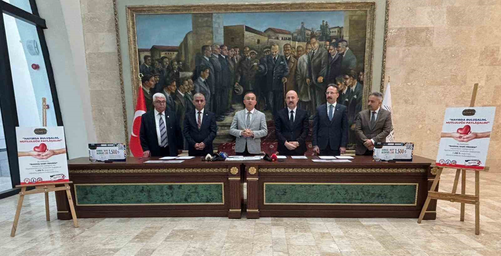 gaziantepte ihtiyac sahibi vatandaslara ramazan mujdesi bakkalkart 1 cAKneTjA