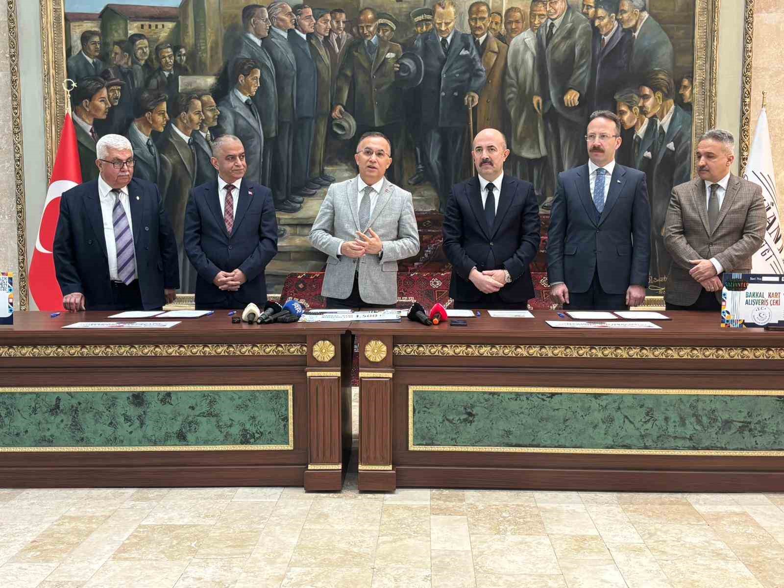 gaziantepte ihtiyac sahibi vatandaslara ramazan mujdesi bakkalkart 2 u4Mp9duF