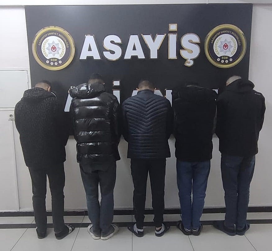 gaziantepte iki is yerine silahla ates edilmesine iliskin 5 supheli yakalandi 0 XmVDUlZV