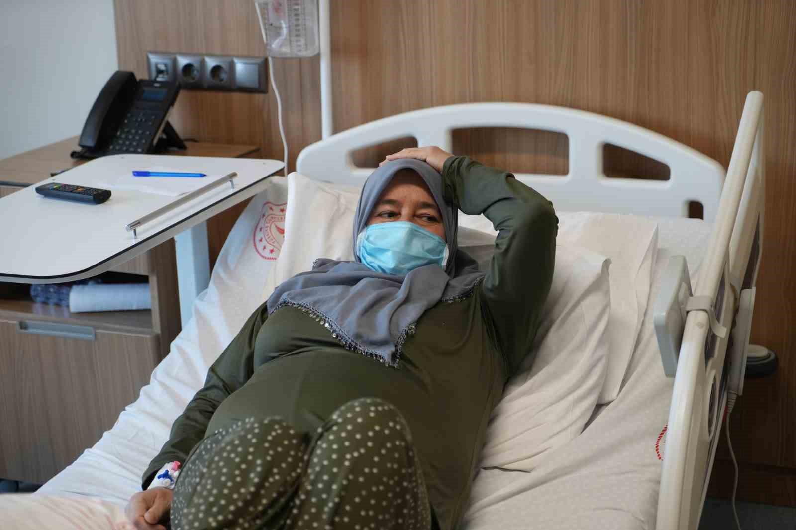 gaziantepte kadin hasta kadavradan yapilan bobrek nakli ile sagligina kavustu 1 cSA7CEdu