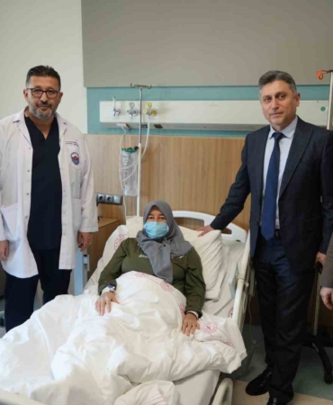 gaziantepte-kadin-hasta-kadavradan-yapilan-bobrek-nakli-ile-sagligina-kavustu-Dq7kPamg.jpg