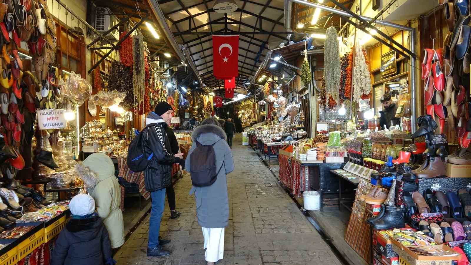 gaziantepte kar yagisi tarihi carsilari sessizlige burudu 0 bWLVREhg