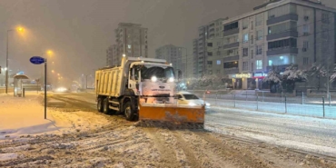 gaziantepte-karla-mucadele-calismalari-gece-boyunca-surdu-c4Yd23WQ.jpg