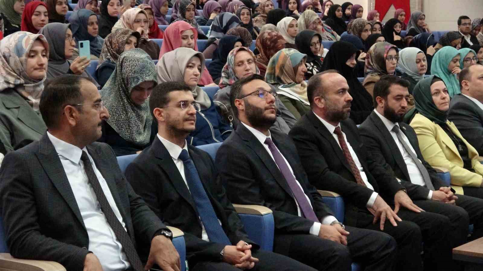 gaziantepte kuran i kerimi guzel okuma yarismasi yapildi 6 nK9mGQS5