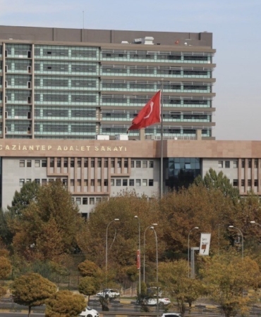 gaziantepte-medyum-dolandiricilar-yargilanmaya-basladi-Vv6BKRMD.jpg