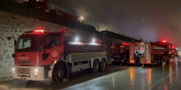 gaziantepte-mobilya-fabrikasi-yangini-kontrol-altina-alindi-Liwh5uTA.jpg