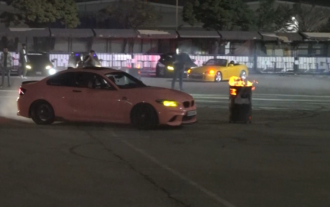 Gaziantep’te "ModifiyeFest 2025" nefes kesen drift gösterileriyle başladı 7 gaziantepte modifiyefest 2025 nefes kesen drift gosterileriyle basladi 3 EHqzTfH8