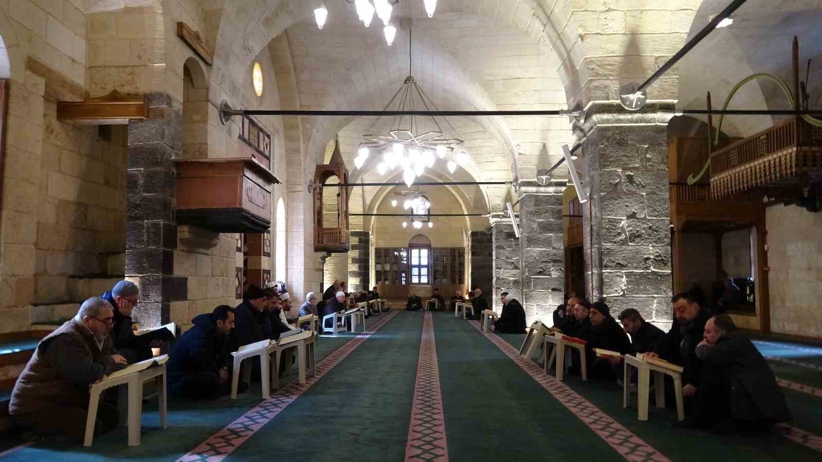 gaziantepte mukabele gelenegi tarihi camilerde surduruluyor 0 eEncCr1Q
