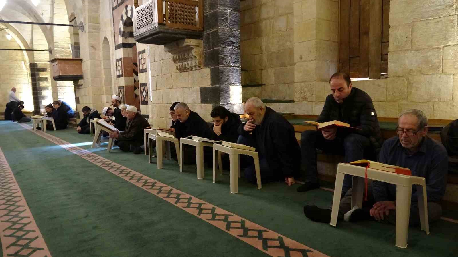 gaziantepte mukabele gelenegi tarihi camilerde surduruluyor 6 2ZpZIlcl