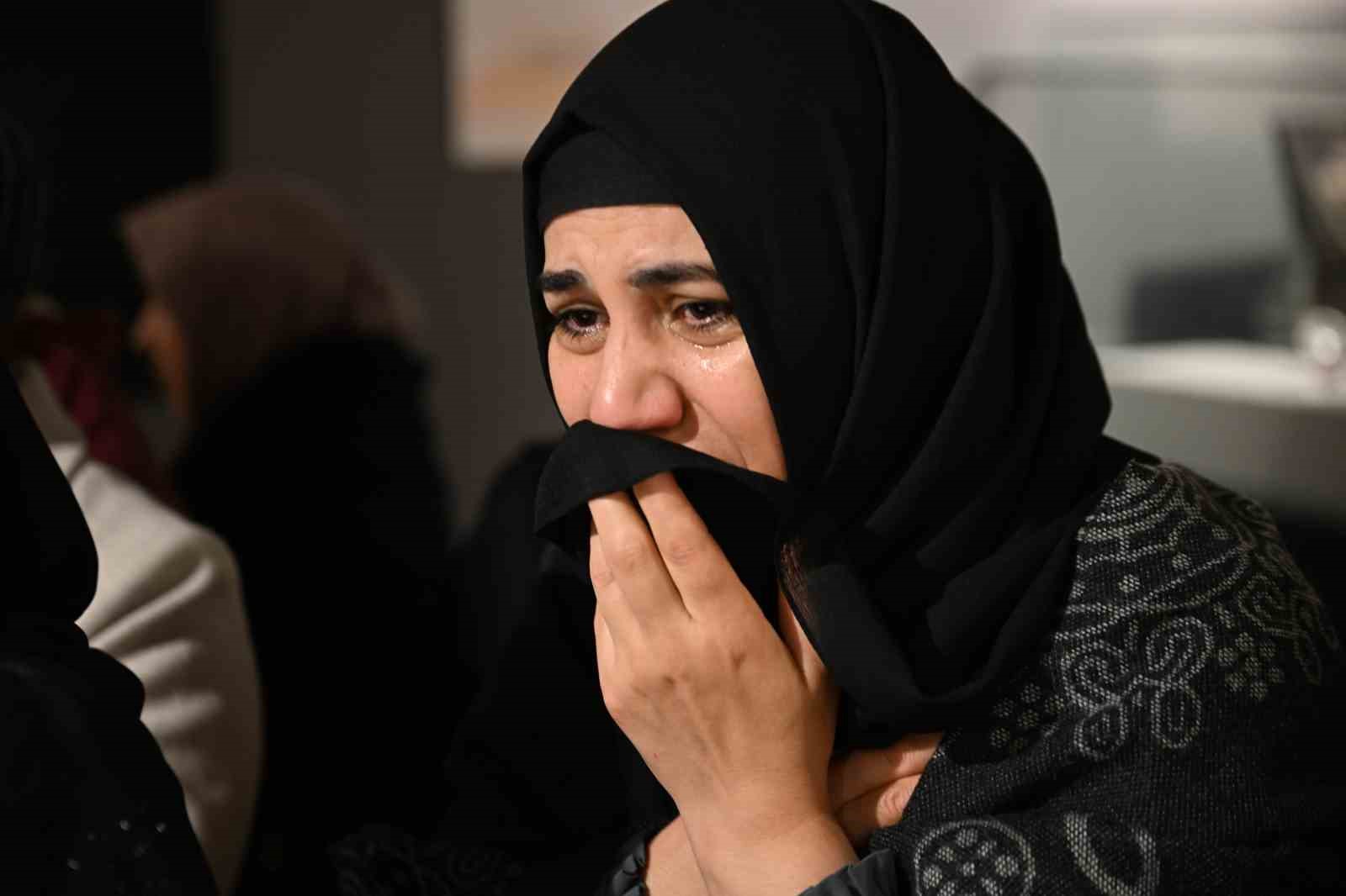 gaziantepte mukaddes emanetler sergisi ziyaretci akinina ugruyor 1 rUpqAeuY
