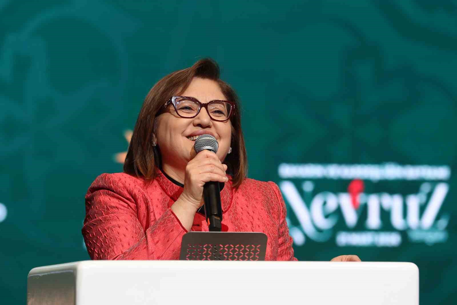 Gaziantep’te nevruz coşkusu: Birlik ve kardeşlik mesajları verildi, geleneksel ritüeller yaşatıldı 9 gaziantepte nevruz coskusu birlik ve kardeslik mesajlari verildi geleneksel ritueller yasatildi 5 8FgnCfCU