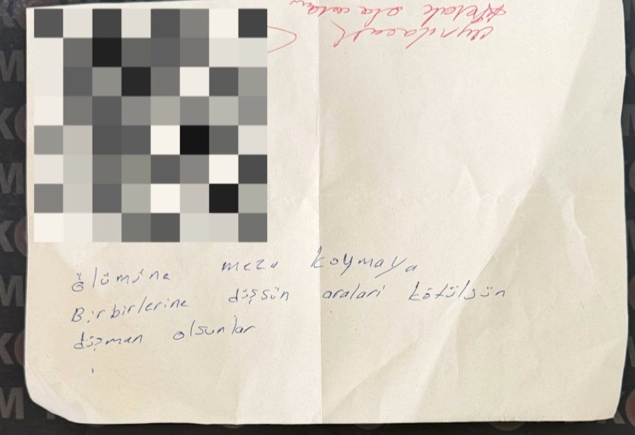 gaziantepte pes dedirten operasyon buyu ve beddua icerikli kagitlar soke etti 4 RqUtg92M