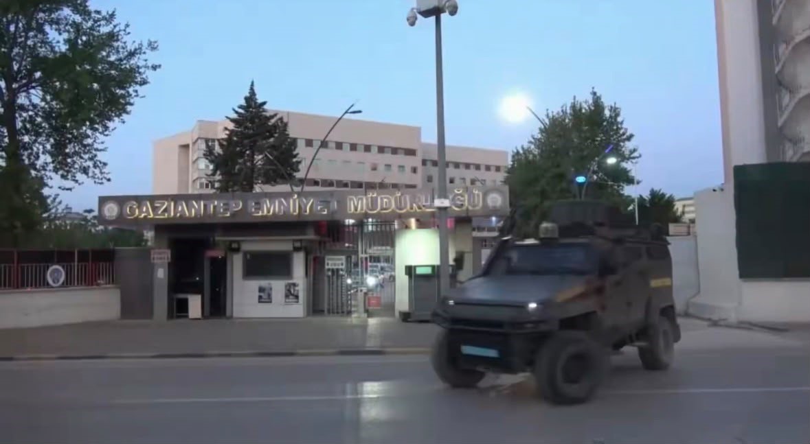 gaziantepte polatlar suc orgutune dev operasyon 20 gozalti 2 JSyH8NMz