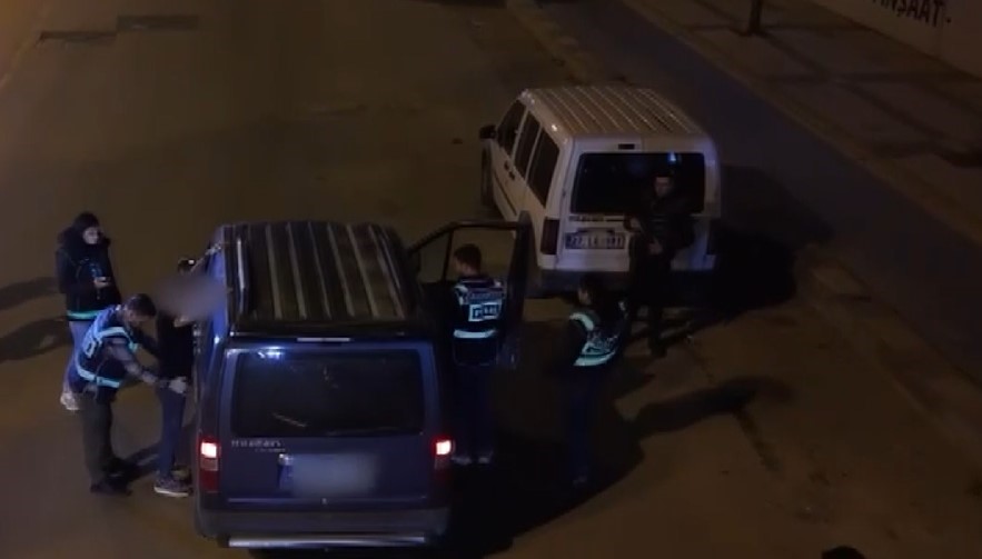 gaziantepte polisten huzur 27 uygulamasi 14 sahis yakalandi 0 3ysbvrQM