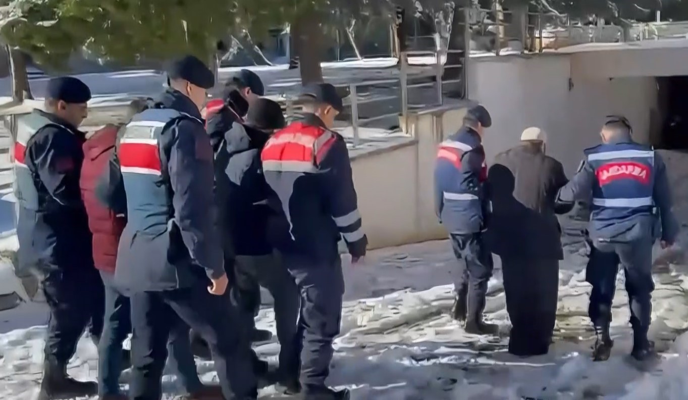 gaziantepte safak vakti deas operasyonu 5 sahis tutuklandi 3 ihtce8Rr