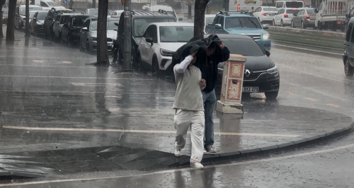 gaziantepte saganak etkili oldu 0 zkeDWt7C