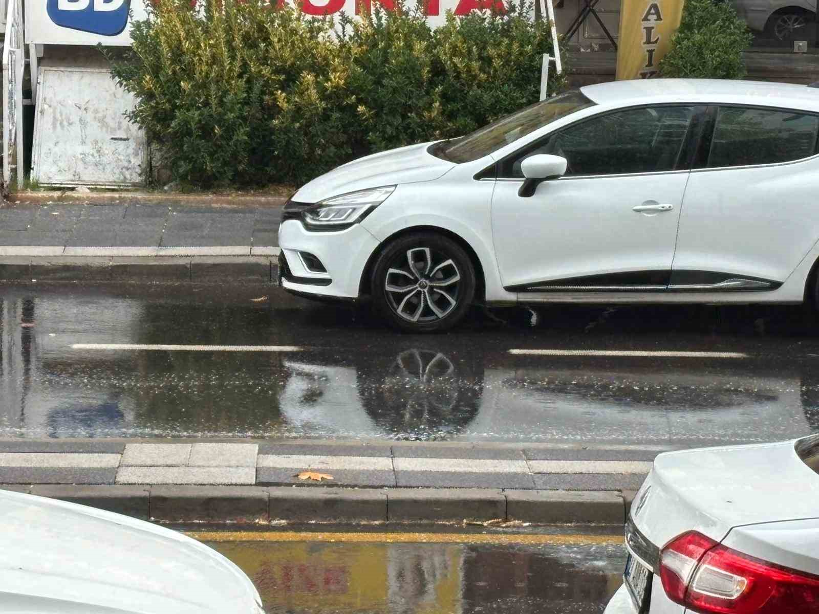 gaziantepte saganak yagis etkili oldu 2 NgWylFWA