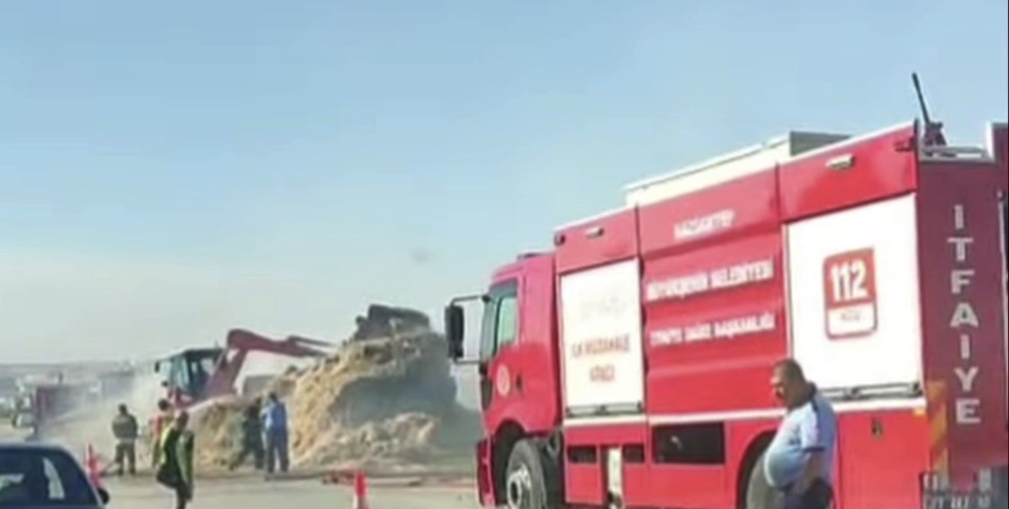 Gaziantep’te saman balyası yüklü tırda yangın 6 gaziantepte saman balyasi yuklu tirda yangin 2 zZh7ug1w