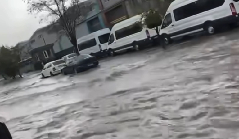 gaziantepte-siddetli-saganak-hayati-olumsuz-etkiledi-1FGRBWFf.jpg