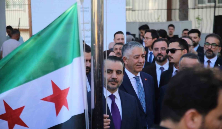 gaziantepte-suriye-baskonsoloslugu-acildi-Jt8dOkP8.jpg