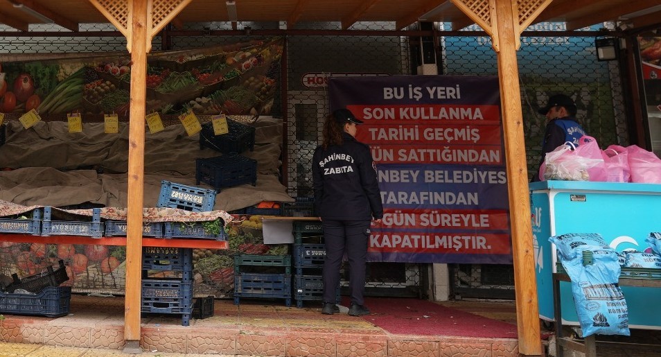 Gaziantep’te tarihi geçmiş ürün satılan 2 iş yerine kapatma cezası 4 gaziantepte tarihi gecmis urun satilan 2 is yerine kapatma cezasi 0 iXN7jKVf