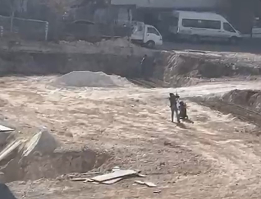 gaziantepte tepki ceken goruntu cocuk isciye insaat alaninda darp 1 8kgZNXQU