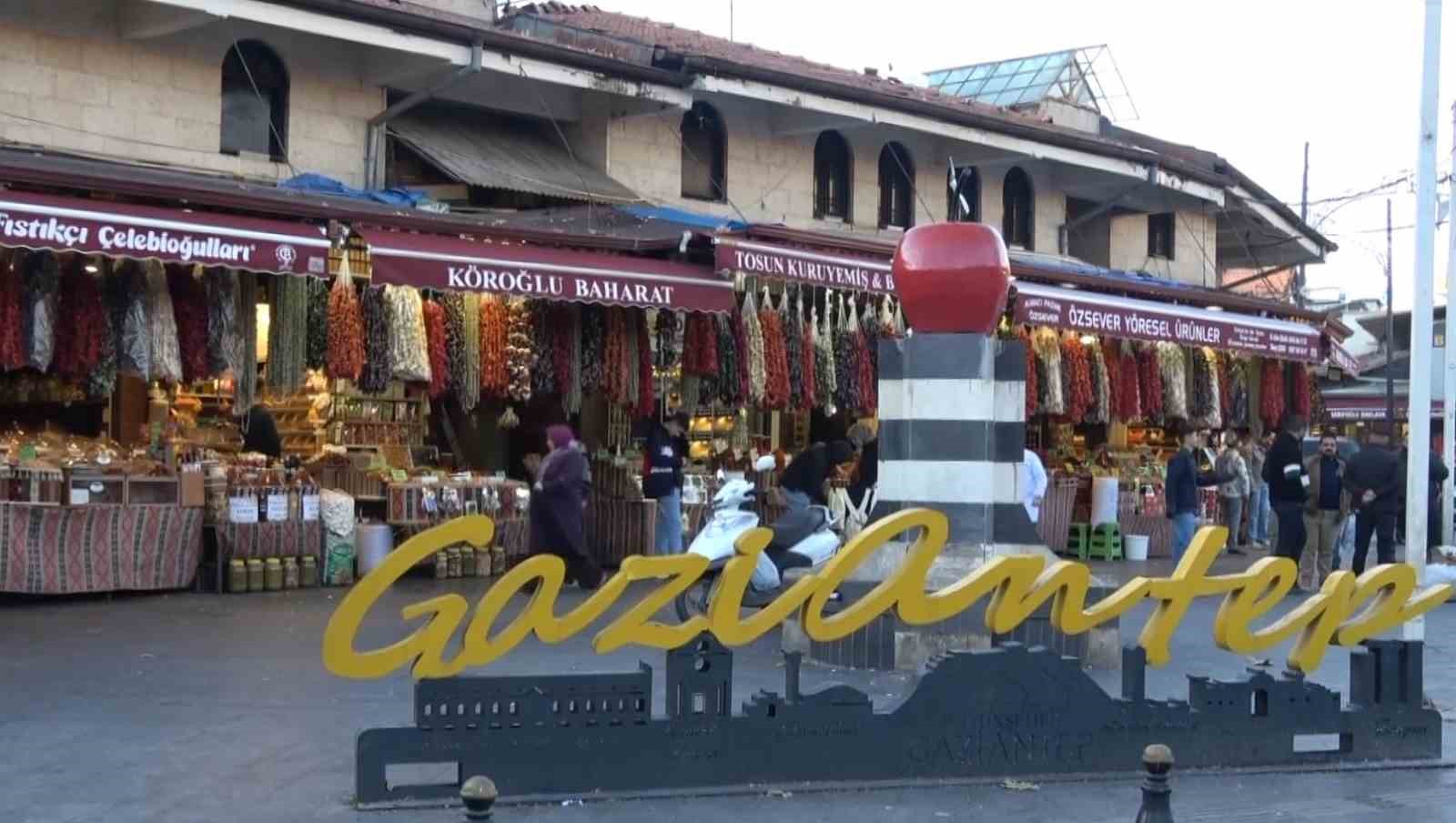 Gaziantep’te turist hareketliliği başladı 7 gaziantepte turist hareketliligi basladi 3 GP6I2gJ7