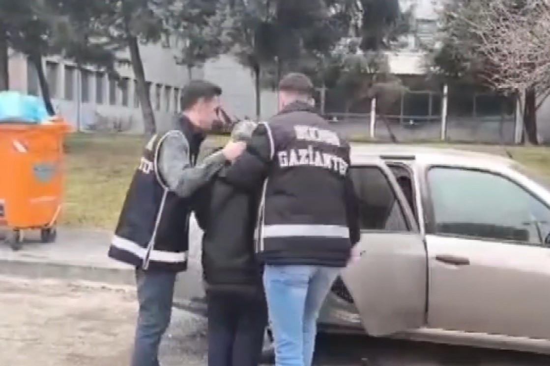 gaziantepte usulsuz sekilde uretilen 2 bin 334 adet tibbi ilac ele gecirildi 2