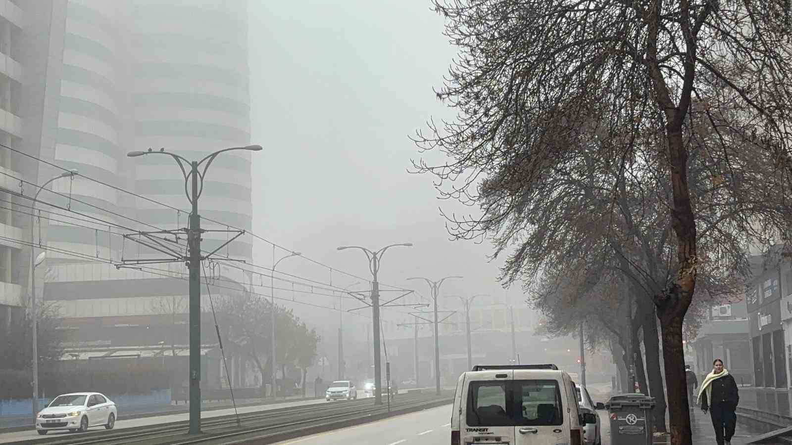 gaziantepte yogun sis etkisini surduruyor 4 QrzgL5ve
