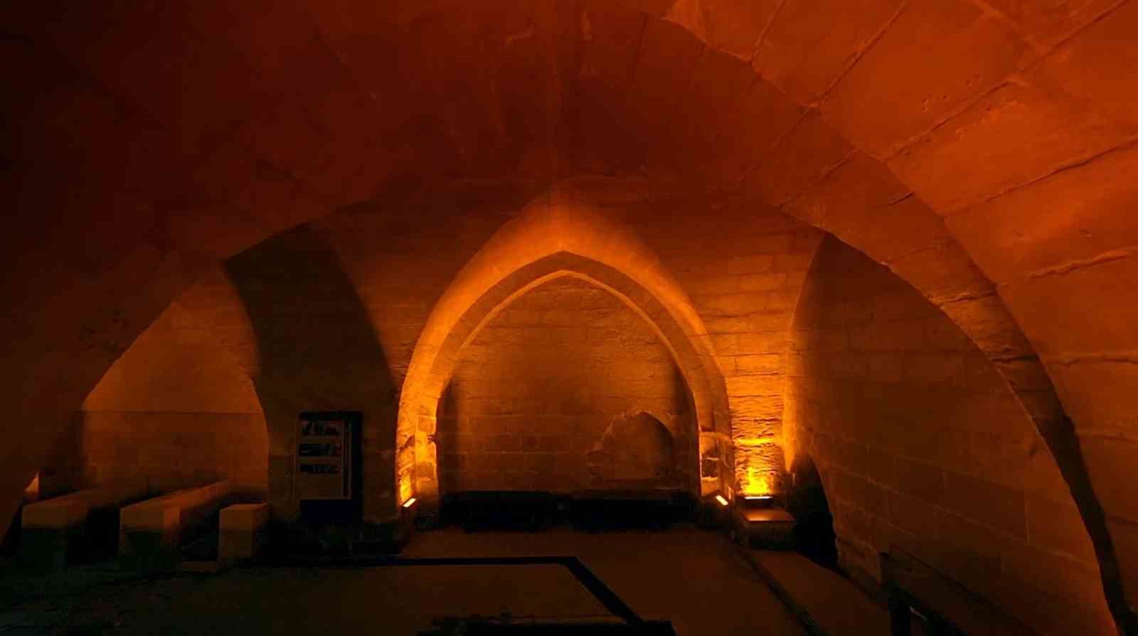 gaziantepteki tarihi kasteller fotograf tutkunlarini cezbediyor 0 rdjEP9Wg