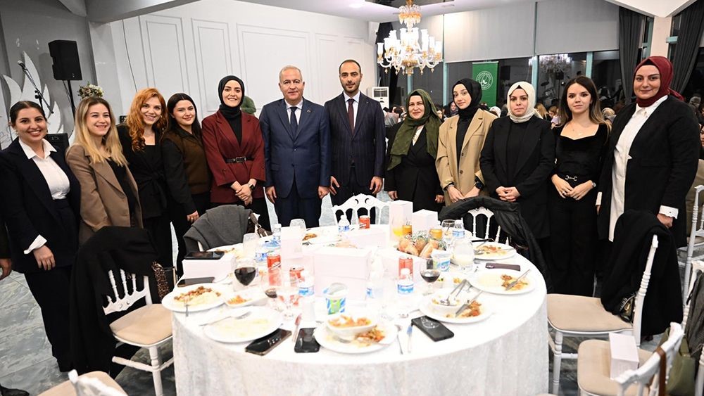 Gaziosmanpaşa Başkan Vekili Karadeniz 24 Kasım Öğretmenler Günü’nü kutladı 9 gaziosmanpasa baskan vekili karadeniz 24 kasim ogretmenler gununu kutladi 5 R4IMnHtU