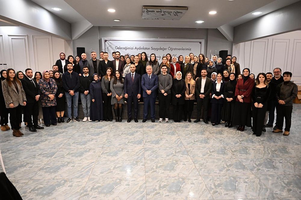 Gaziosmanpaşa Başkan Vekili Karadeniz 24 Kasım Öğretmenler Günü’nü kutladı 10 gaziosmanpasa baskan vekili karadeniz 24 kasim ogretmenler gununu kutladi 6 1dY2WESe