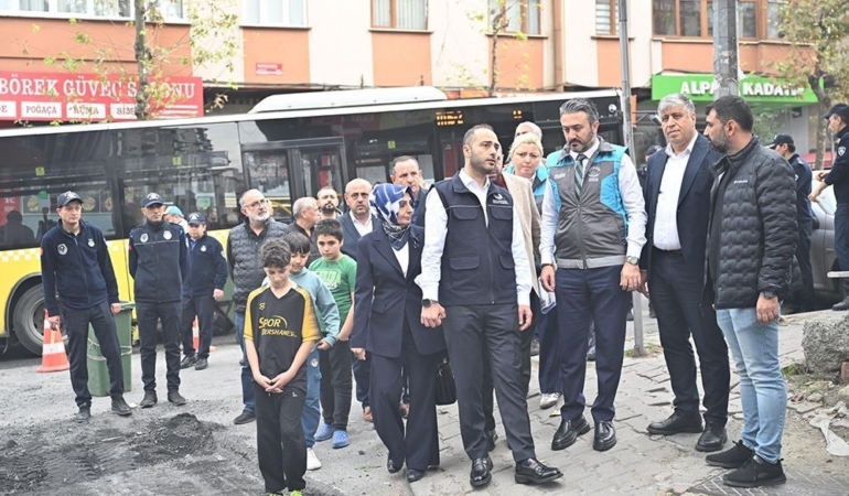 gaziosmanpasa-belediye-baskan-vekili-karadenizden-ihtiyaclara-yerinde-cozum-M3tT6ZaN.jpg