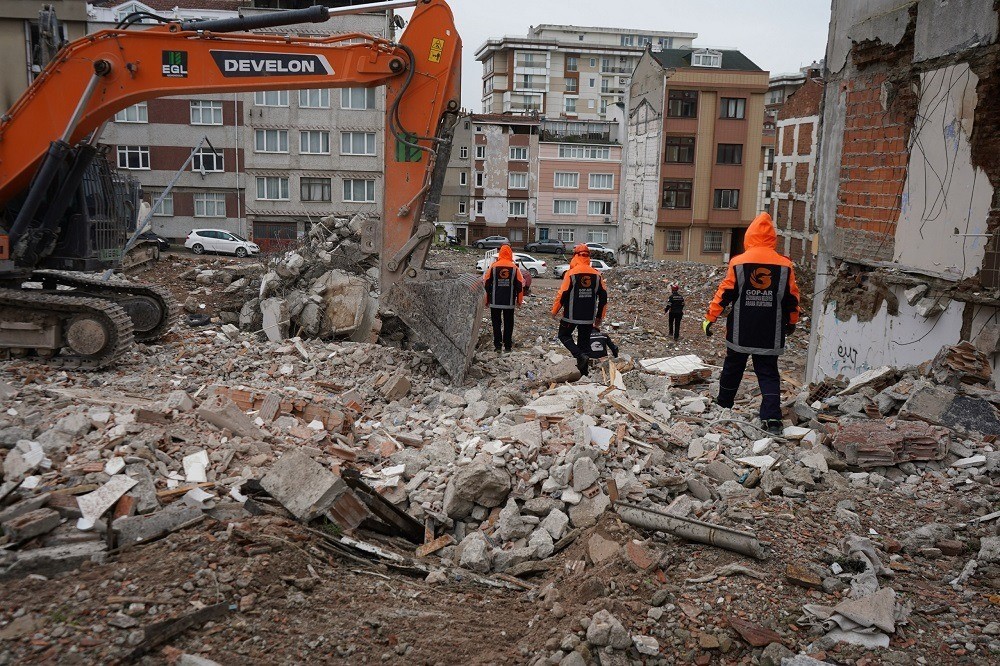 gaziosmanpasa belediyesi arama kurtarma ekibi her an goreve hazir 1 P1HjBp4i
