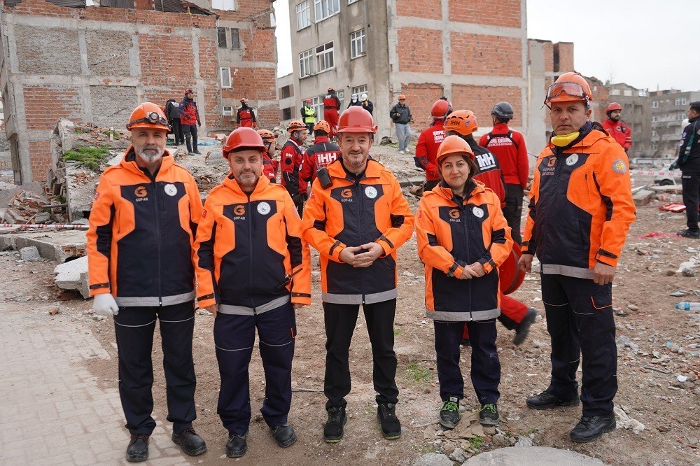 gaziosmanpasa belediyesi arama kurtarma ekibi her an goreve hazir 4 sdjhn9Mb