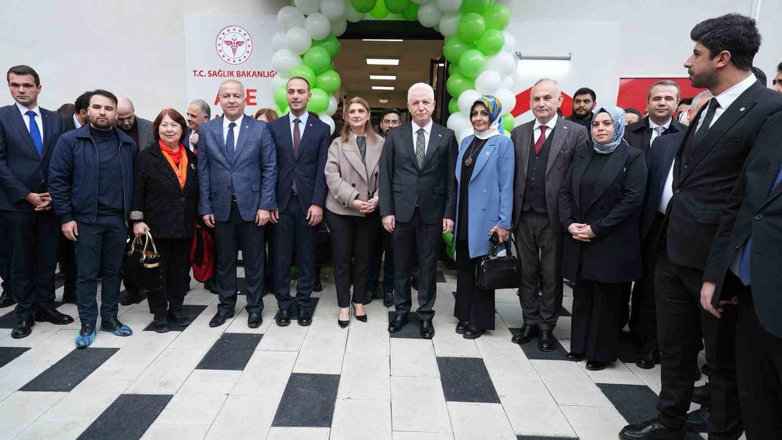 gaziosmanpasa belediyesi tarafindan yapilan cocuk etkinlik ve aile sagligi merkezi hizmete acildi 1 QOpUOW7m