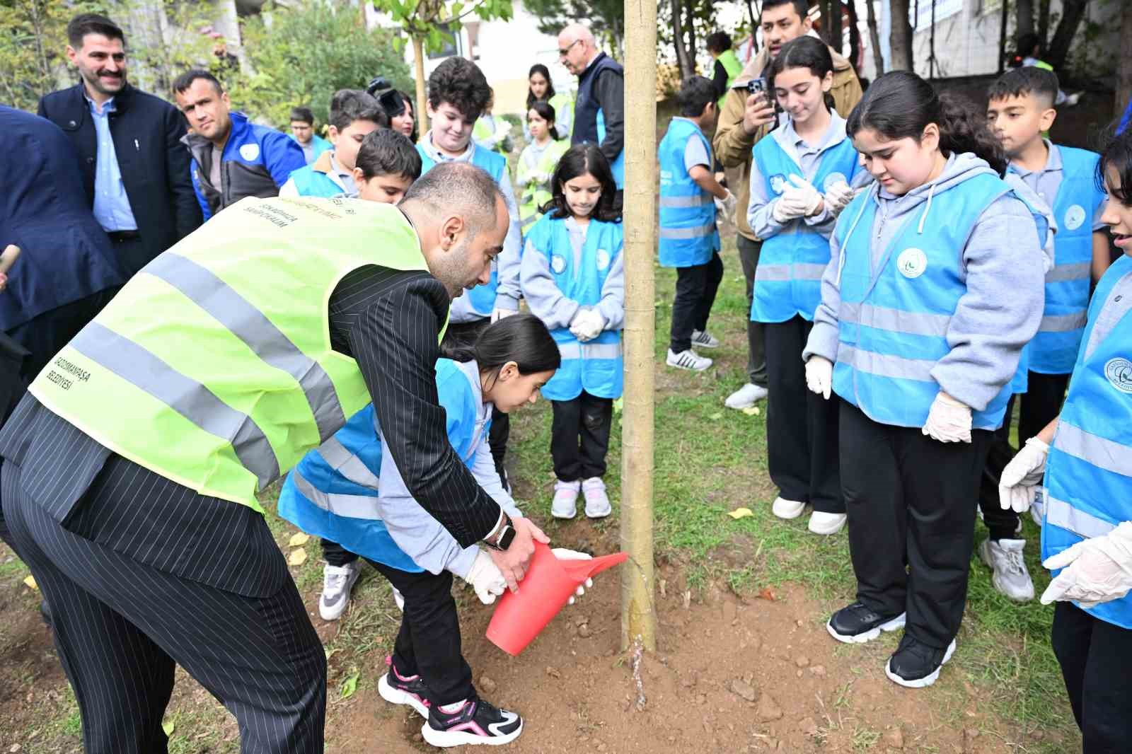 gaziosmanpasada 1 haftada toplanan 2 ton atik 40 agacin hayatini kurtardi 5 21ZAhuK8
