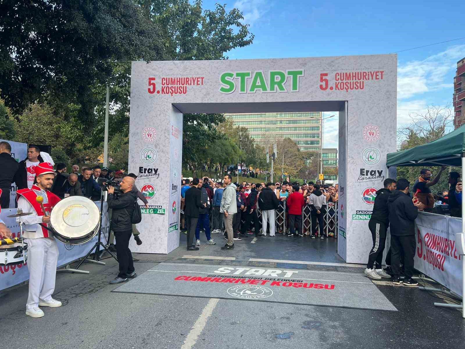 gaziosmanpasada 5 cumhuriyet kosusu heyecani 0 U2pqO9yD