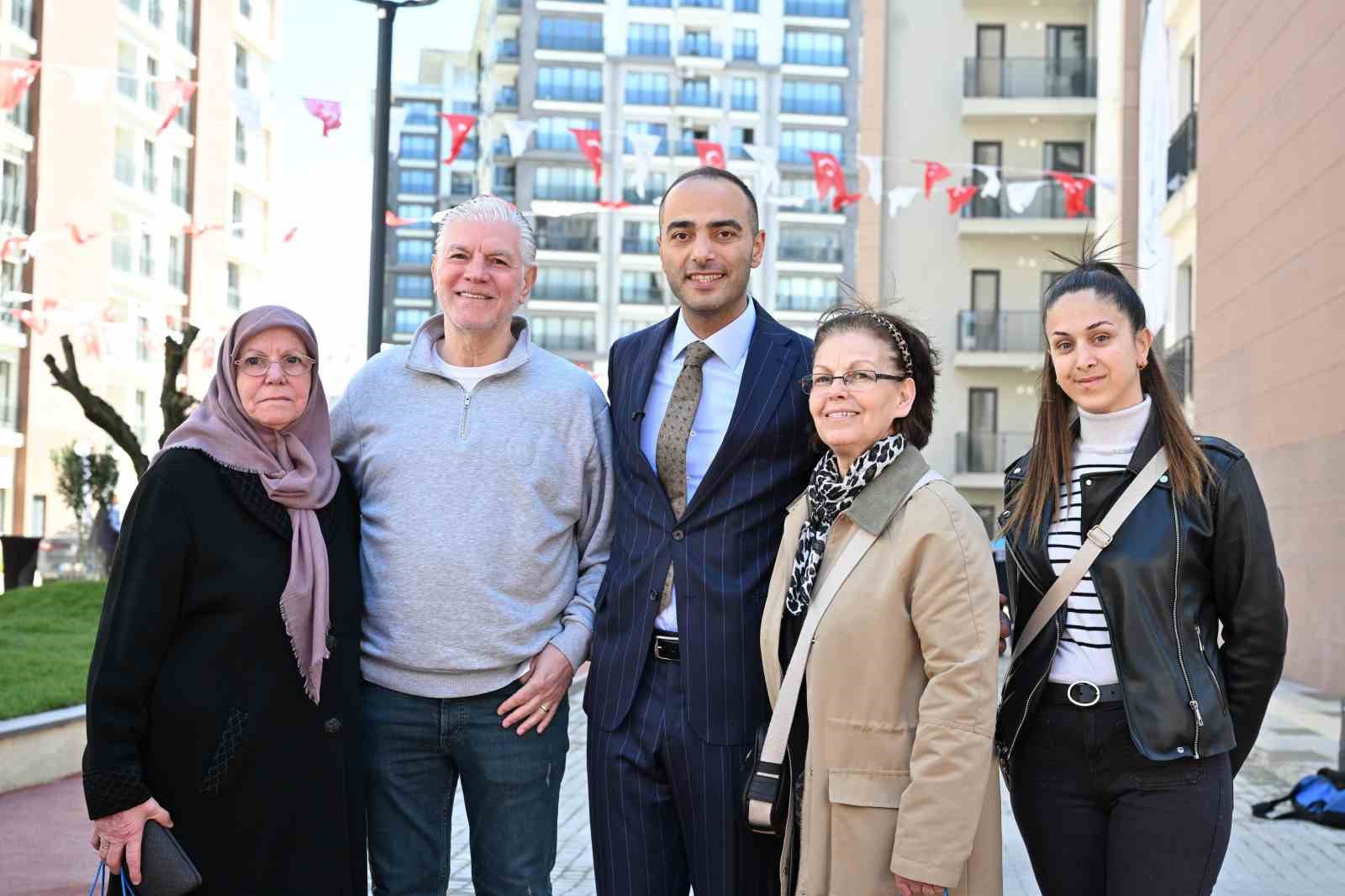 Gaziosmanpaşa’da 863 konut hak sahiplerine teslim edildi 8 gaziosmanpasada 863 konut hak sahiplerine teslim edildi 4