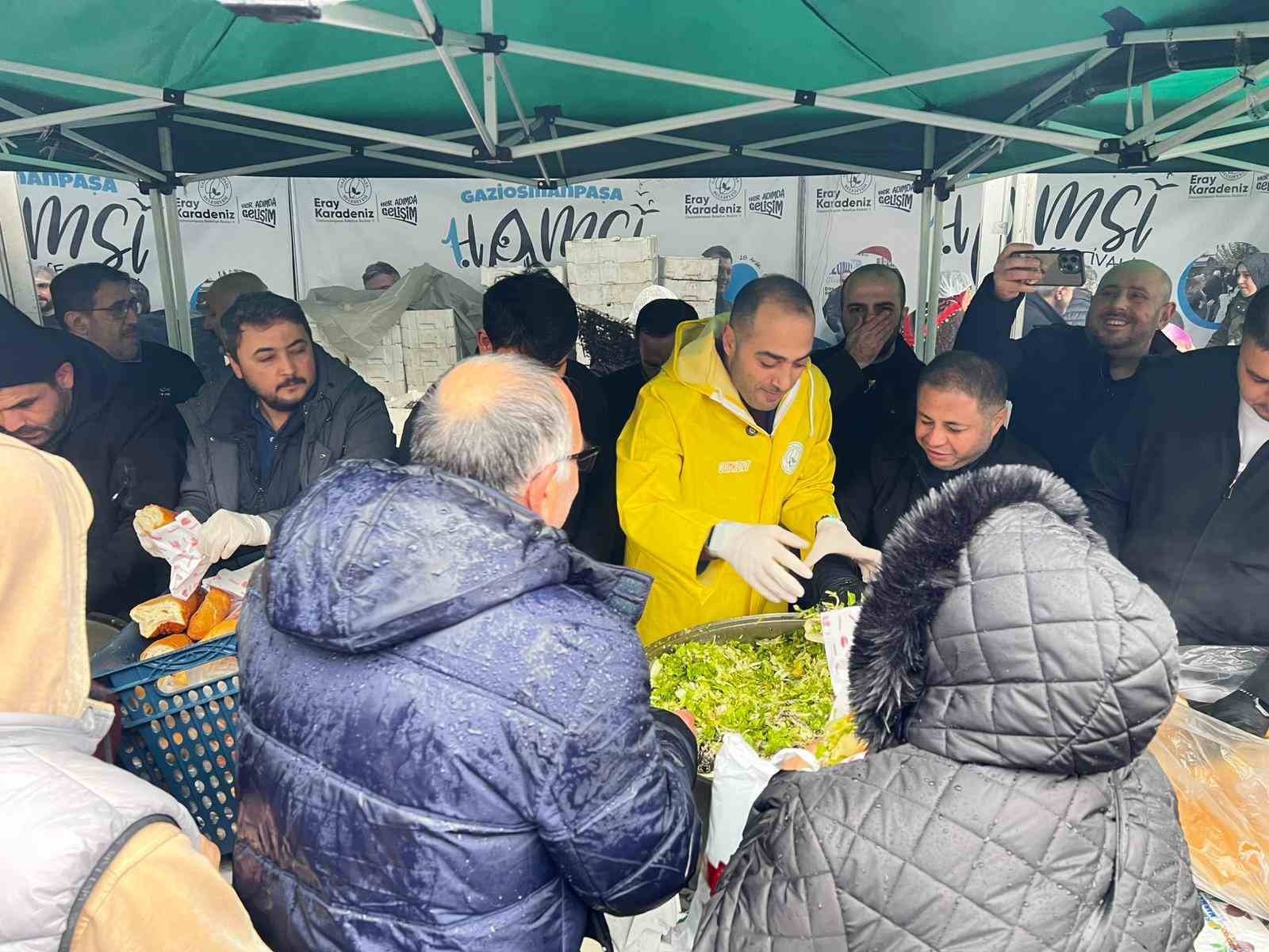 gaziosmanpasada karadeniz ruzgari festivalde 10 ton hamsi ikram edildi 1