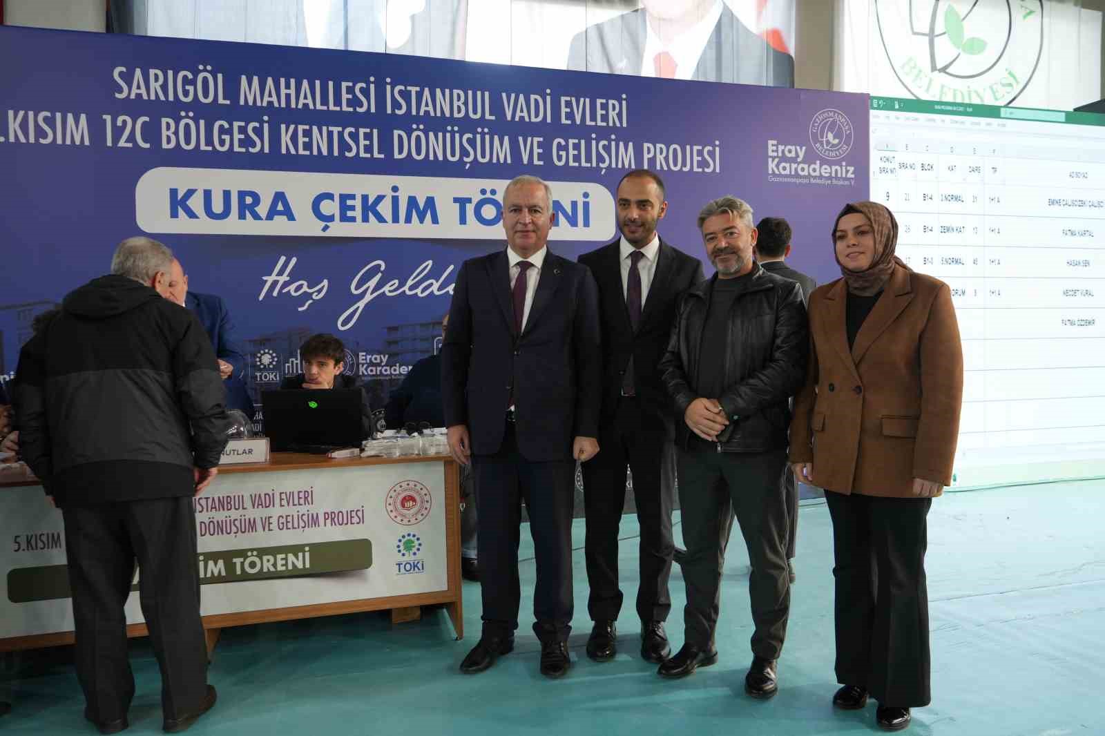 gaziosmanpasada kentsel donusum heyecani hak sahiplerinin daireleri belirlendi 3 BM8PuPZS