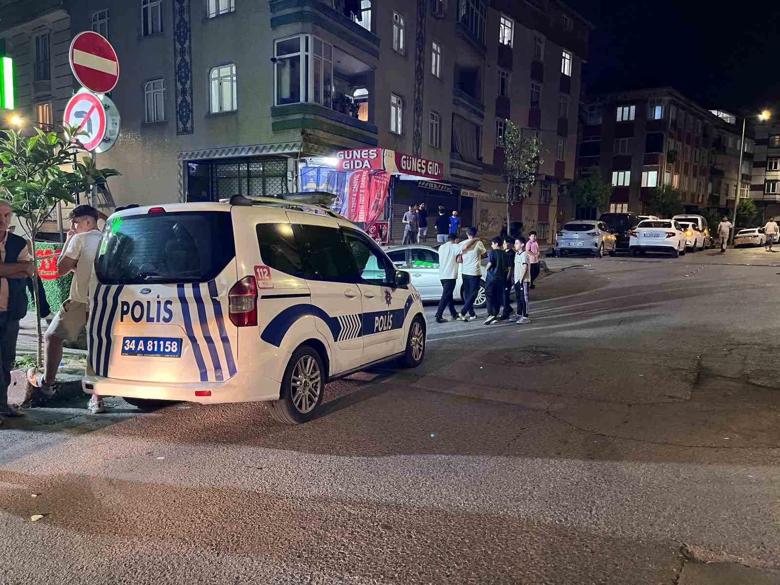 Gaziosmanpaşa’da motosikletli şahıslarca silahlı saldırı: 1 yaralı 5 gaziosmanpasada motosikletli sahislarca silahli saldiri 1 yarali 1