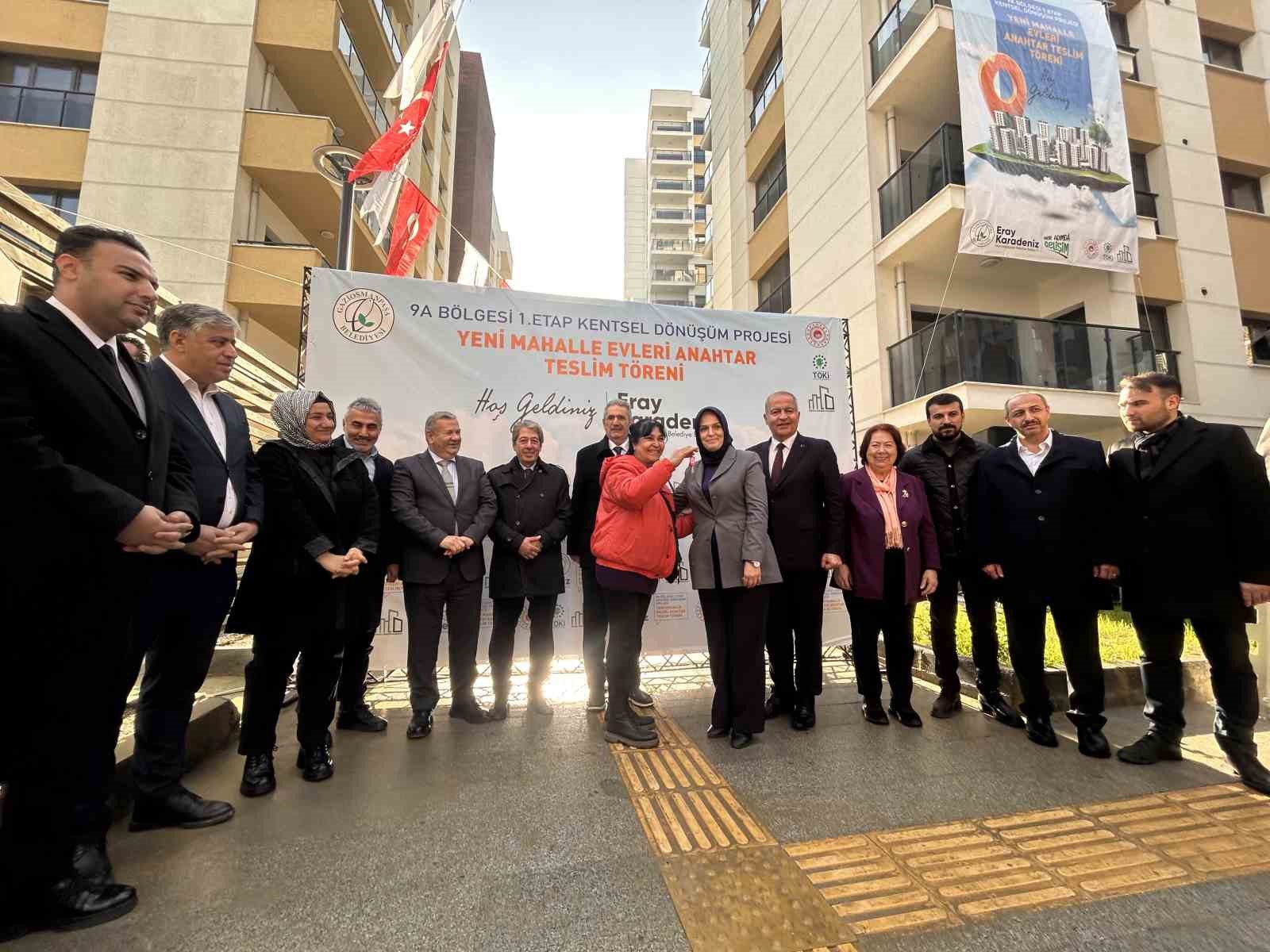 gaziosmanpasadaki yeni mahalle evleri konutlari sahiplerine teslim edildi 0