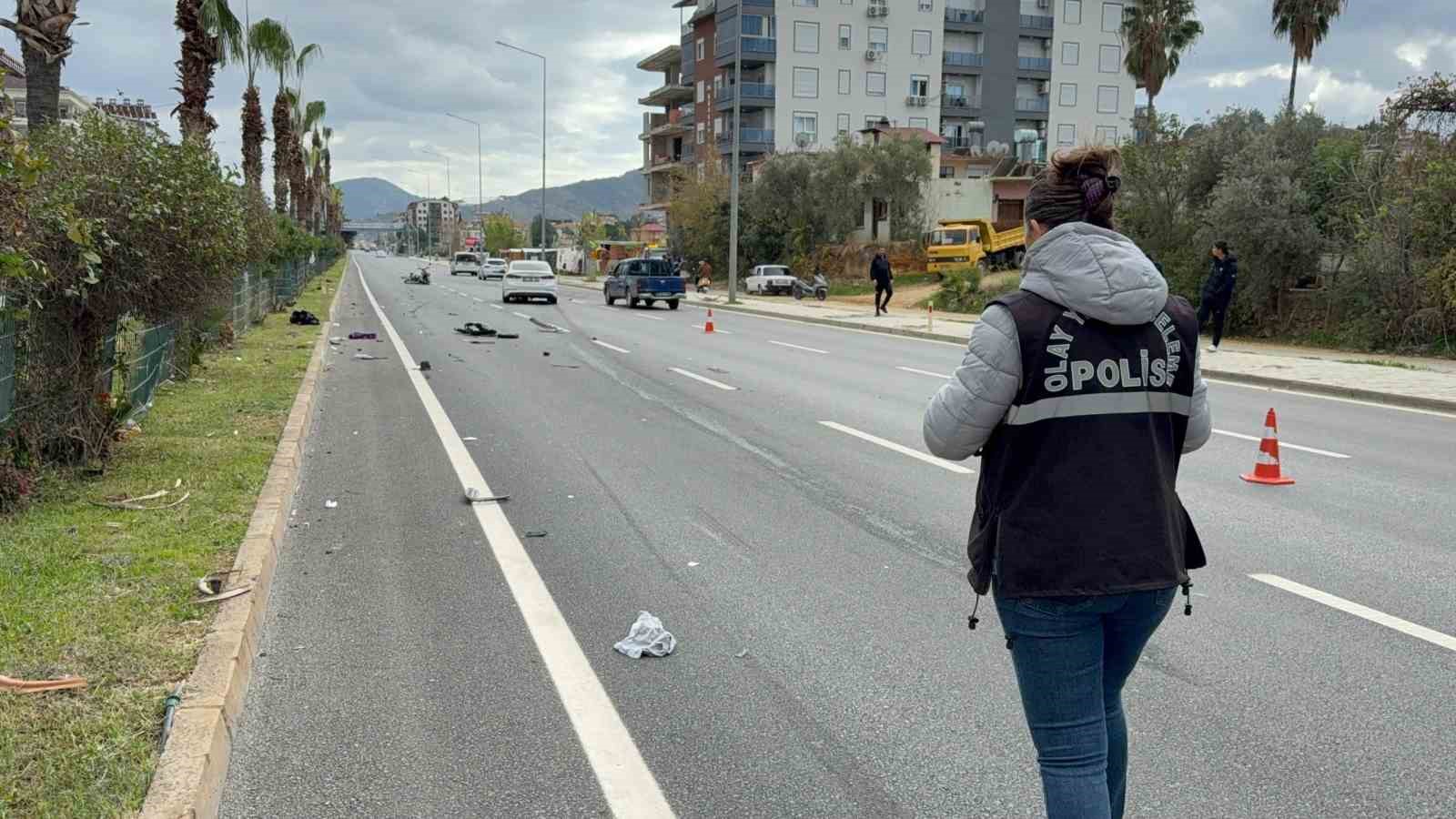 gazipasada akulu motosiklete otomobil carpti 1 olu 1 RFRSQ2PY