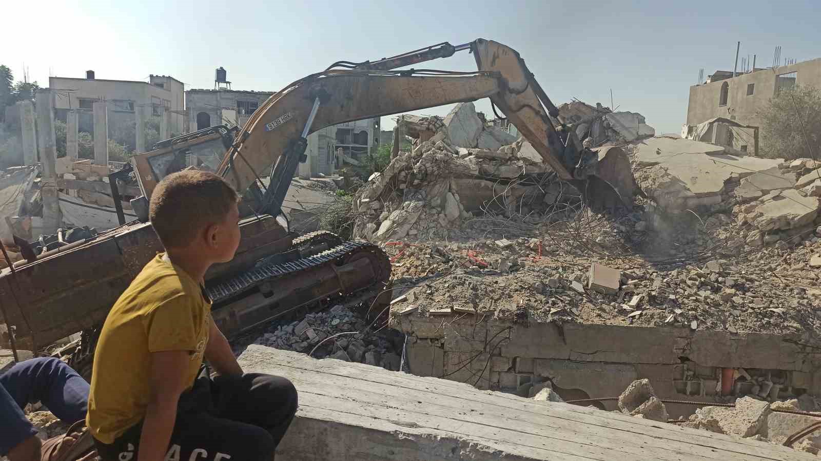 gazzede enkaz altindaki cenazelerin cikarilmasina yonelik calismalarin ilk asamasi basladi 1 78t1VZwL