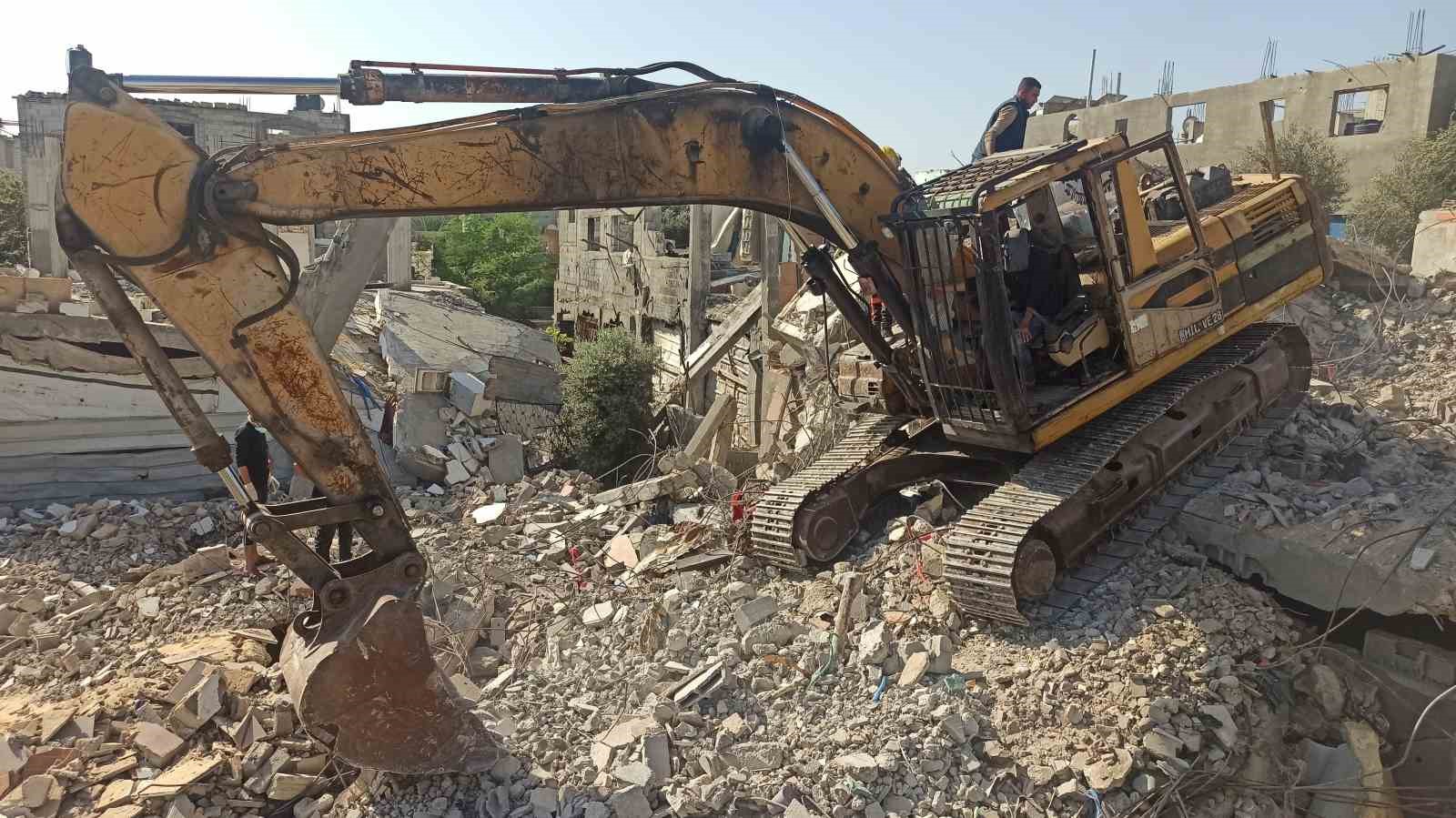 gazzede enkaz altindaki cenazelerin cikarilmasina yonelik calismalarin ilk asamasi basladi 4 Ozsy8Kkg