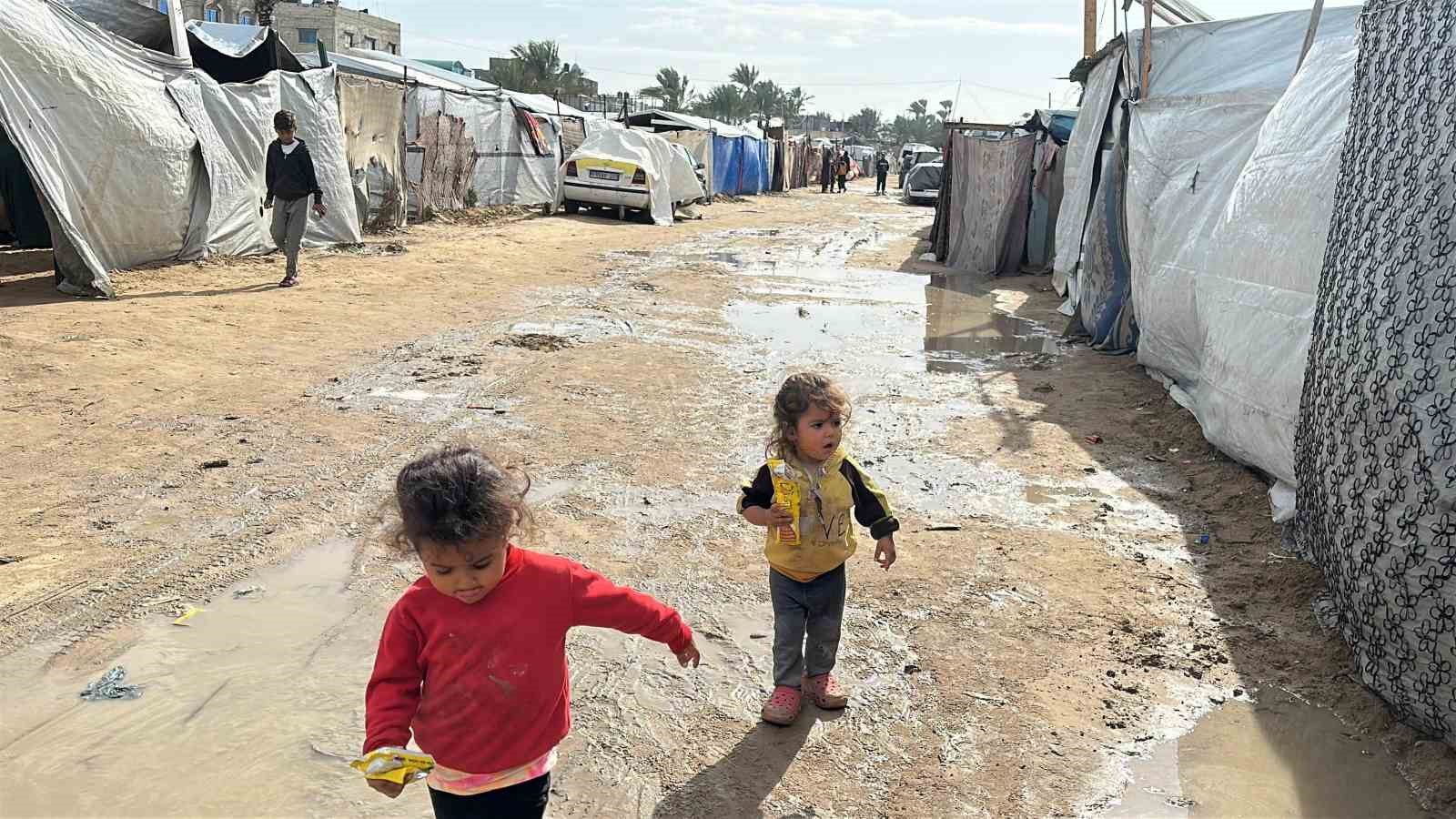 gazzede etkili olan siddetli yagis mevcut insani krizi daha da derinlestiriyor 7 FmadOE2t