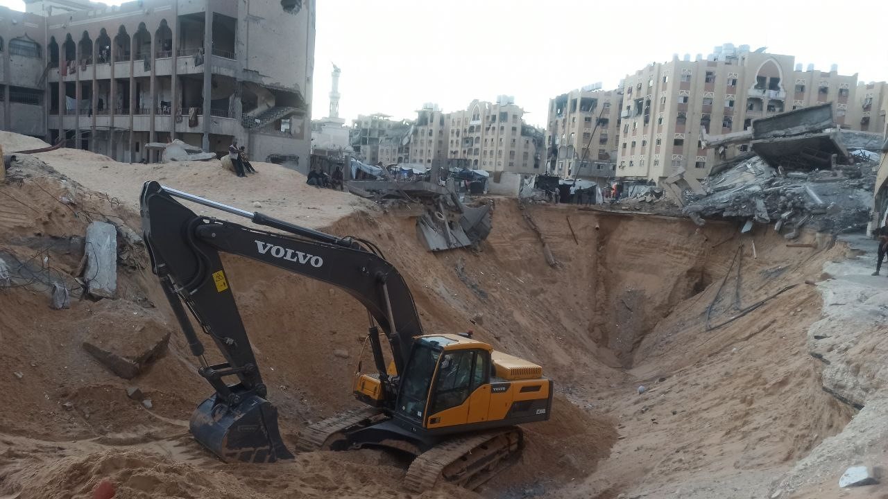 Gazze’de yıkıntılar altında kaybolan esirler, Mısır’a ait araç ve ekipmanlar ile aranıyor 6 gazzede yikintilar altinda kaybolan esirler misira ait arac ve ekipmanlar ile araniyor 2