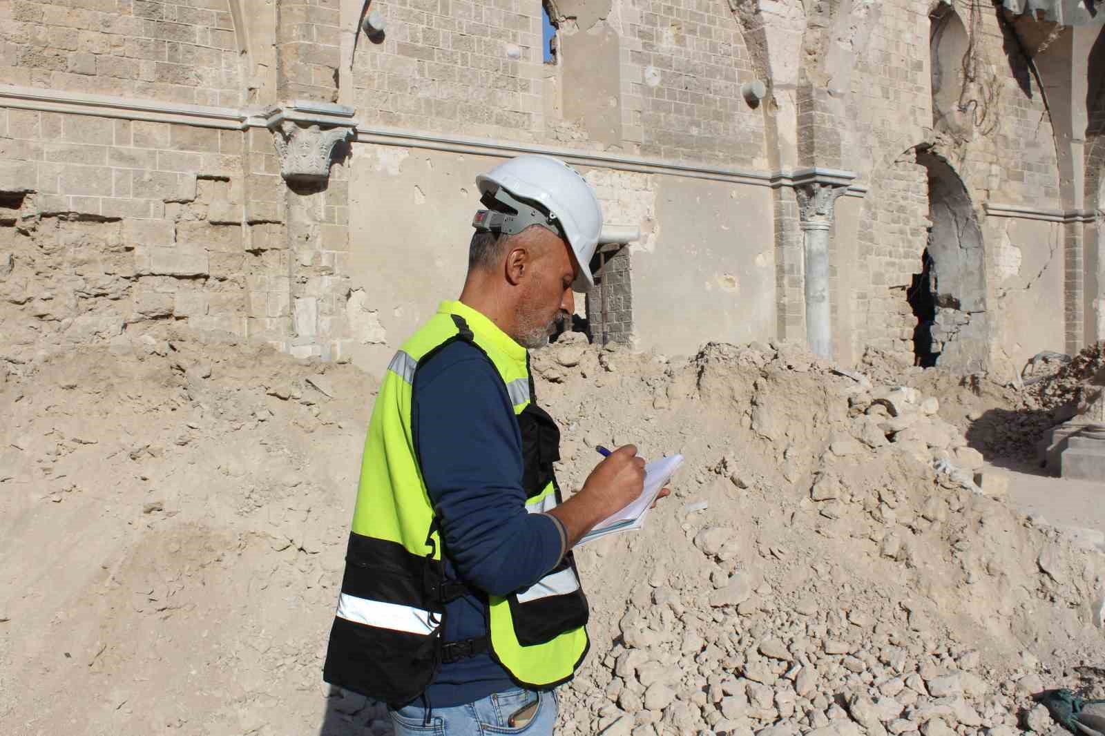 gazzenin en eski camisi buyuk omer camiinde restorasyon calismalari basladi 7